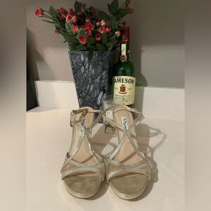 Nina | Blossom | Womens Open Toe Strappy Sandals | Size: 7.5M